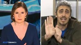 Messina Denaro, lo sfogo di Pif contro un abitante di Castelvetrano: «Vaffa... a chi dice che l'arresto è un errore»