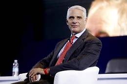 Unicredit: utile 2022 a 5,2 miliardi, sopra stime