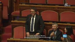 Cospito, scontro Renzi-Scarpinato in Aula: «Io faccia tosta? Vergognati e spiega le tue strane frequentazioni»