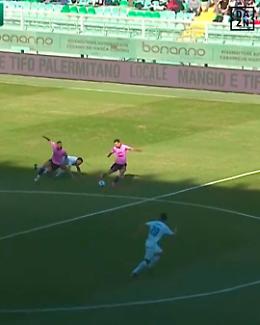 Palermo Frosinone finisce 1 a 1, Verre segna da centrocampo (video)