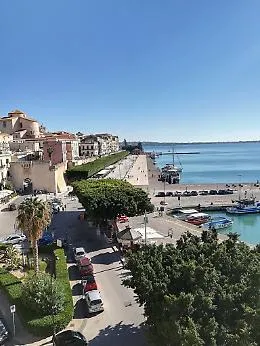 L'estate di passione di Siracusa: acqua a singhiozzo ad Ortigia e Borgata, guasti senza fine