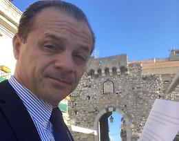 Il ritorno di Scateno: «Regalo un diserbante a Schifani: ripulisca la Regione»