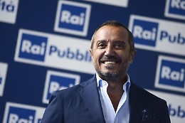 E' morto Franco Di Mare, l'inviato che si è ammalato di mesotelioma nei luoghi di guerra