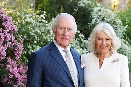 Carlo e Camilla in Vaticano: passaggio trionfale da Via della Conciliazione a Piazza San Pietro