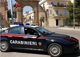Minaccia il benzinaio con il calcio di una pistola e si fa consegnare 100 euro: 43enne denunciato a Castelvetrano per estorsione