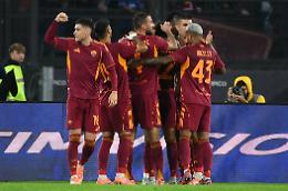 La Roma fa sul serio: il 2 a 1 al Parma vale la vetta della classifica