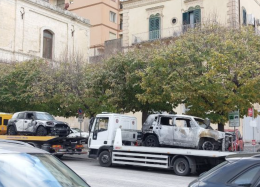 Confcommercio Modica: "Preoccupazione e sconcerto per l'incendio alle auto delle Fiamme gialle"