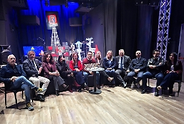 I consiglieri comunali di Caltanissetta diventano... cantanti per finalit&agrave; benefiche