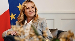 Meloni a Berlino, l’asse europeo cerca la quadra: perché Roma frena su asset russi e “ingresso lampo” di Kiev nell’Ue