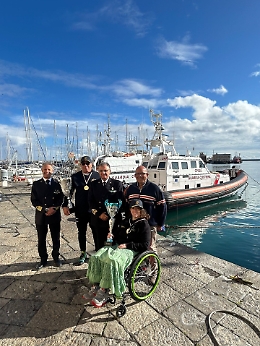 Il grazie alle istituzioni dei campioni di nuoto paralimpico della 4Spa Sport