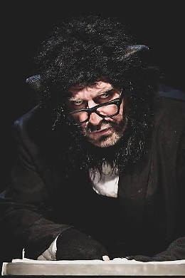 Kafka in scena, Tommaso Ragno e la scimmia che impar&ograve; a parlare