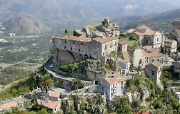 Torna il presepe vivente a Castiglione di Sicilia grazie a una associazione di giovani 