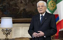 Mattarella nel discorso di fine anno: &laquo;Ripugnante chi rifiuta la pace&raquo;. Poi l'esortazione ai giovani: &laquo;Siate esigenti, coraggiosi, scegliete il vostro futuro&raquo;