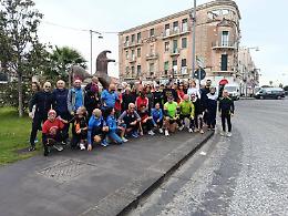 Stamattina per le vie del centro di Siracusa ha fatto centro la "Passeggiata di fine anno" 