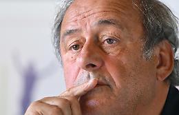 &laquo;Qualcuno decise che dovevo sparire&raquo;: Platini rompe il silenzio, accusa il sistema e indica la sua strada (c'entrano i calciatori e Infantino)
