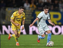 Tra Frosinone e Palermo, due prodezze e un pari che non serve a nessuno