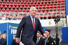 Forza Italia tenta la svolta dalla Calabria. Tajani: &laquo;Oggi affermiamo la nostra vitalit&agrave;&raquo;