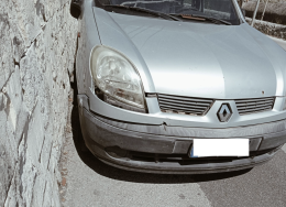 Modica, sasso dal cavalcavia: auto danneggiata