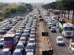 Aria inquinata, il richiamo della commissione europea sui livelli dei gas a Palermo e Napoli