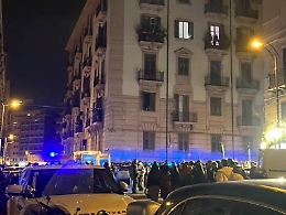 &laquo;C&rsquo;&egrave; una ragazza a terra le hanno sparato...&raquo; il racconto di una testimone