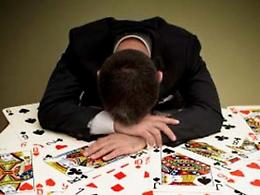 Siciliani malati di gioco: incide sul portafogli come il carrello della spesa