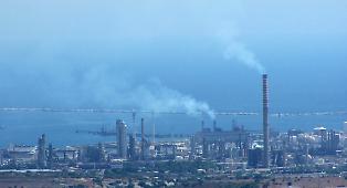 Sversamento di petrolio a Priolo: sequestrato un serbatoio della raffineria Isab Sud