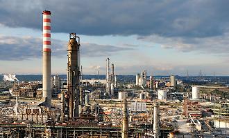 Incendio all'Isab Nord, la Fiom accusa: &laquo;Poca manutenzione, impianti sotto stress&raquo;