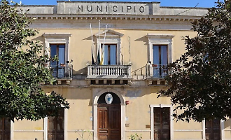 Rifugio climatico in piazza del Plebiscito: Spada apre l'aula consiliare contro i 44 &deg;C