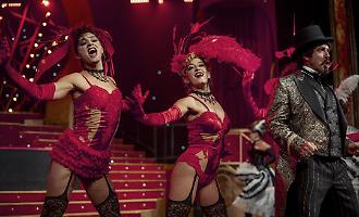 Da Floridia a Roma: Raffaele Rudilosso conquista il Sistina come Baby Doll in Moulin Rouge