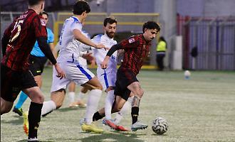 Il Siracusa paga una prima mezz'ora da incubo. E il Sorrento ringrazia