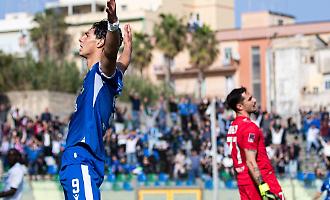 Siracusa, l&rsquo;ennesima prova di orgoglio oltre ogni situazione