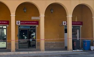La "banda del bancomat" approfitta del lungo ponte ferragostano ed entra in azione a Siracusa