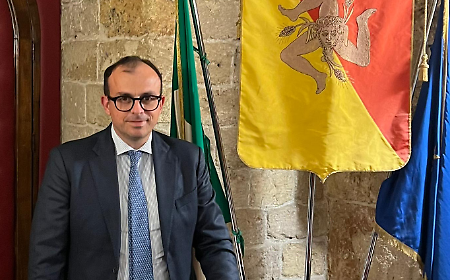Terzo mandato interviene Carta, sindaco di Melilli: &laquo;Quando verr&agrave; il giorno, torner&ograve; alla mia casa e al mio lavoro&raquo; | La lettera di 18 sindaci ed ex primi cittadini | La posizione di Anci