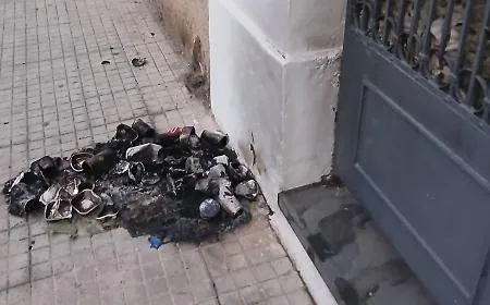 Atto vandalico contro la sede dell&rsquo;associazione Lamba Doria: bruciata della plastica all&rsquo;ingresso