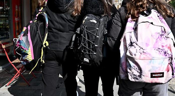 Studenti