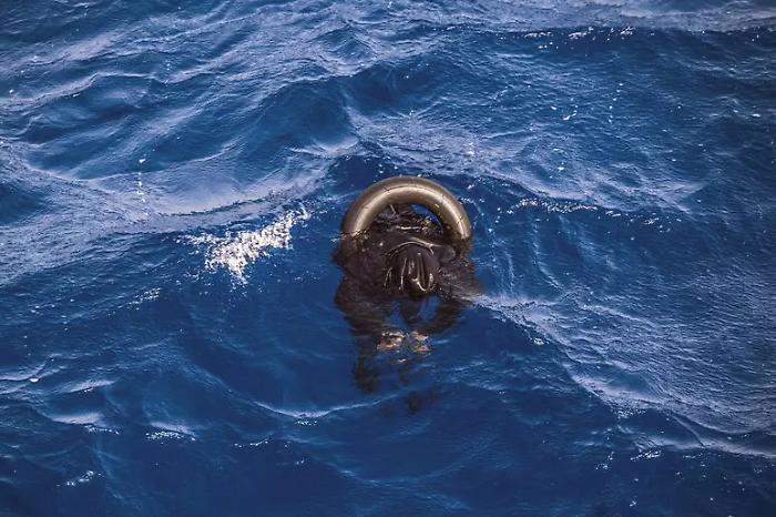 Naufragio al largo di Salakta: 40 migranti subsahariani, tra cui neonati, perdono la vita