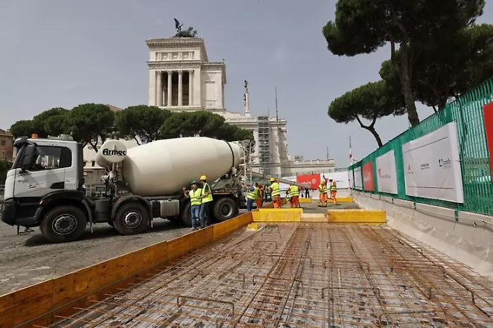 Manovra, tagli a metro e fondi per la mobilità: Metro C di Roma a rischio convenzione