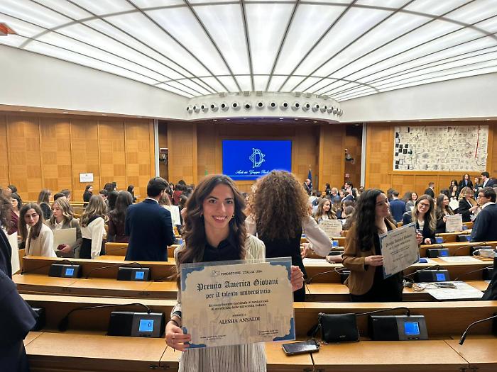 Due studentesse iblee hanno ricevuto il premio "America giovani per il talento universitario"
