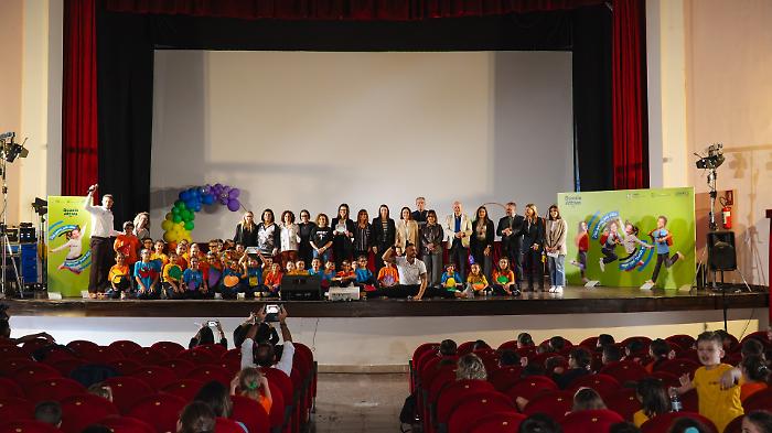 Pozzallo: la Rogasi tra sorrisi, colori e tanta emozione