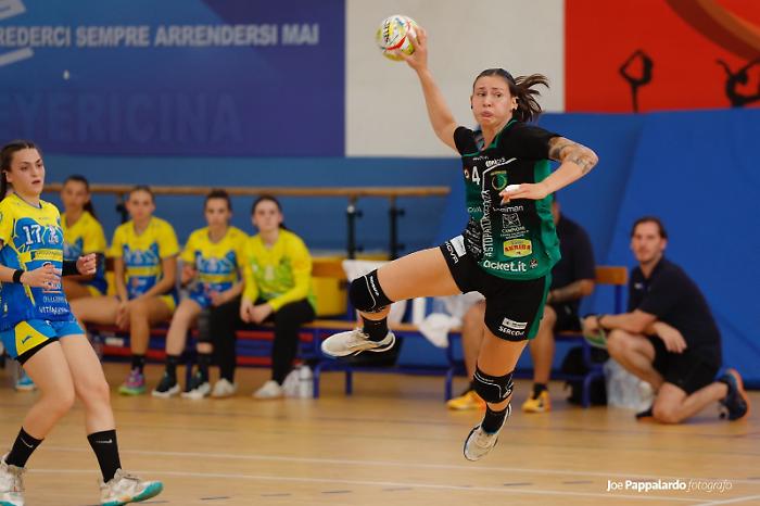 Pallamano:  oggi in A1 donne scontro al vertice Bressanone-Erice, in palio il primato in solitario