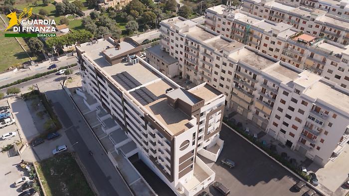 Siracusa: condominio fantasma per intercettare il superbonus