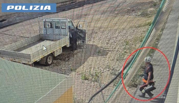 Catania, due operai di Gela rubavano alcuni attrezzi nel cantiere dove lavoravano
