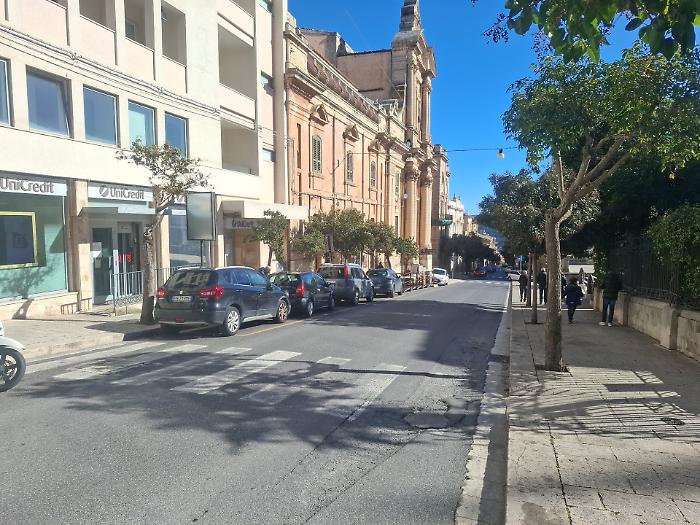 Ragusa, ennesimo incidente in corso Italia. Confimprese: "Installare i dissuasori di velocità"