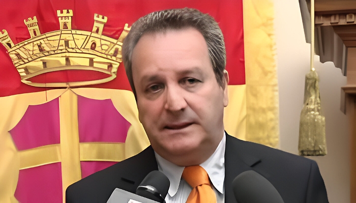 Stagno D'Alcontres risponde a tutte le domande del gip Salvo Pugliese e della pm Giorgia Spiri: la difesa parla di insussistenza delle prove