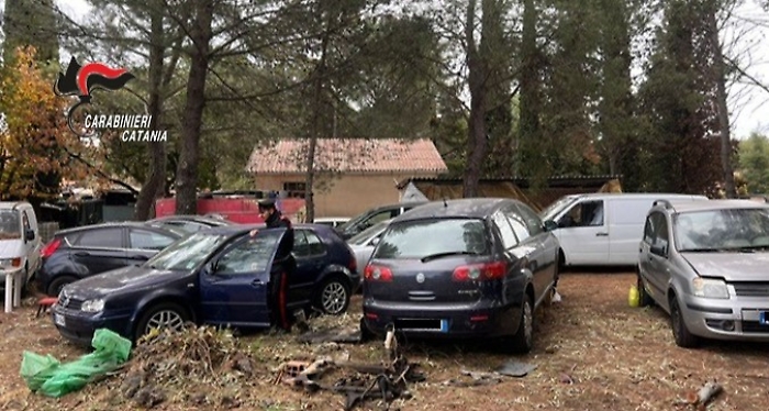Controlli a Pedara: sequestrata un'officina abusiva e denunciate due persone