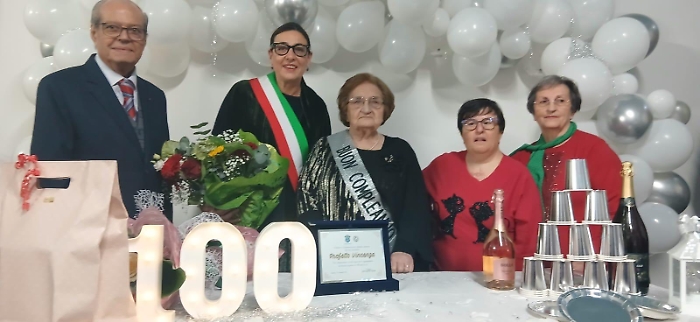 Cresce il numero dei centenari a Modica, &egrave; festa per nonna Vincenza
