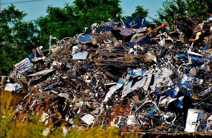 Traffico di rifiuti tra Niscemi, Gela, Catania e Licata: Una discarica diventata bomba ecologica: 47 indagati