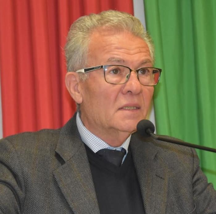 Federconsumatori: "I negozi del centro non riescono a competere con i grandi centri commerciali"