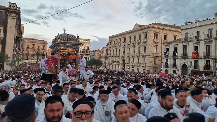 Turismo e Sant'Agata: pienone per B&B del centro, ma gli hotel in provincia restano al palo