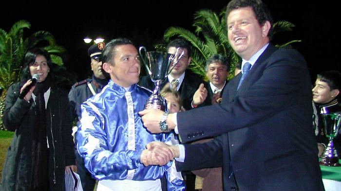 Quella volta che Frank Dettori incant&ograve; il pubblico di Siracusa